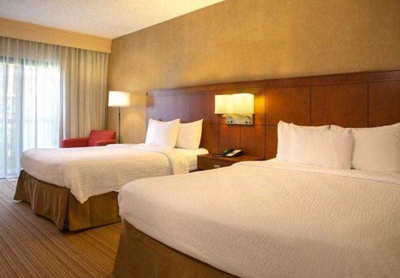 คอร์ตยาร์ด นวร์ก ลิเบอร์ตี อินเตอร์เนชั่นแนล แอร์พอร์ต Hotel นูวาร์ก ภายนอก รูปภาพ